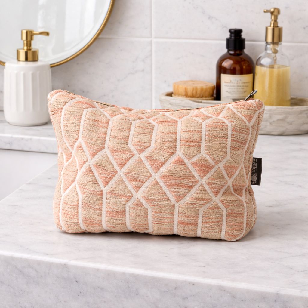 Nomad Sari Jacquard Toiletry Bag – Rose Lattice - Image 10